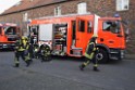 Feuer 2 Vollbrand Reihenhaus Roggendorf Berrischstr P007